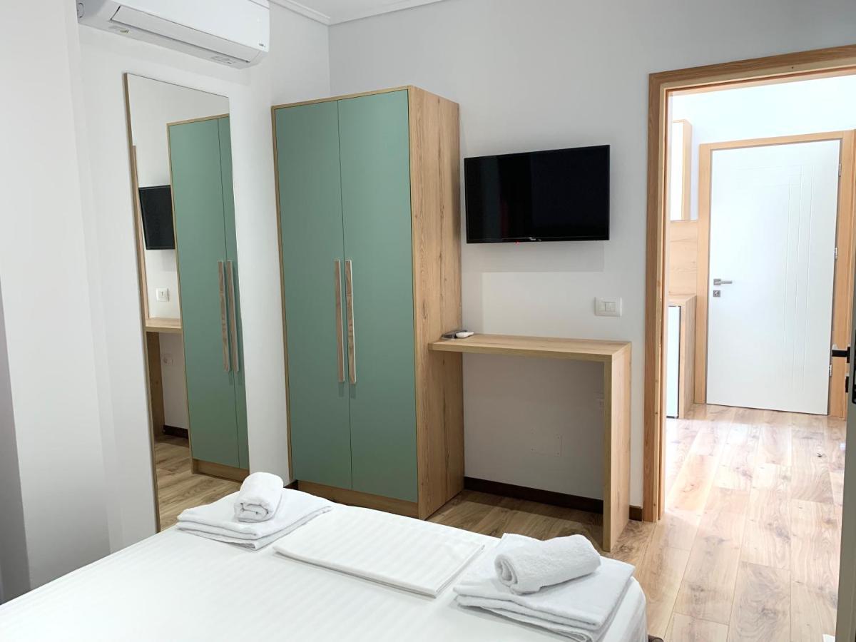 Duka Apts Sarande Luaran gambar