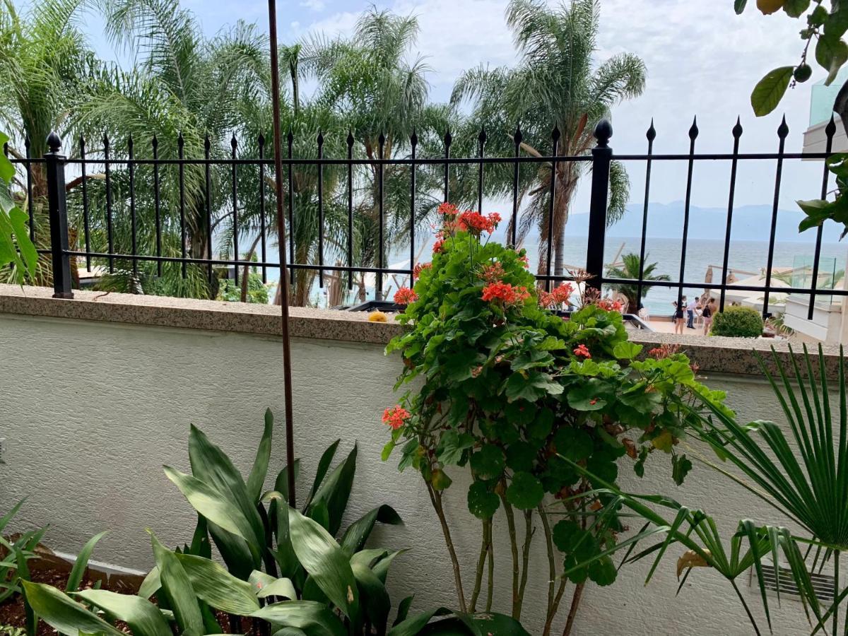 Duka Apts Sarande Luaran gambar