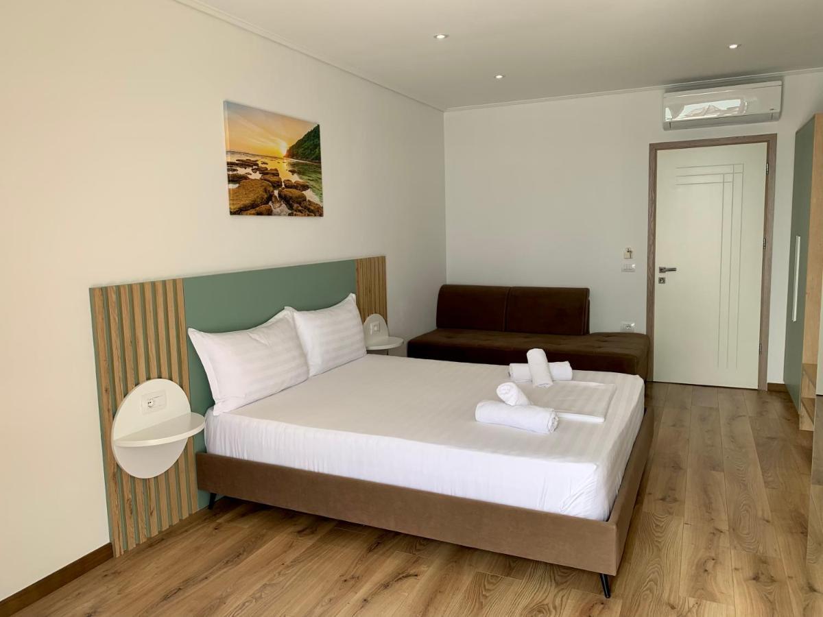 Duka Apts Sarande Luaran gambar