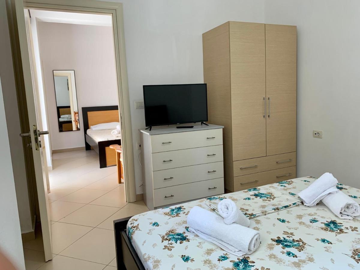 Duka Apts Sarande Luaran gambar