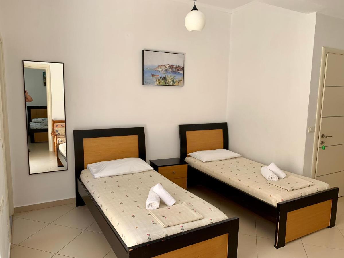 Duka Apts Apartment Sarande Luaran gambar