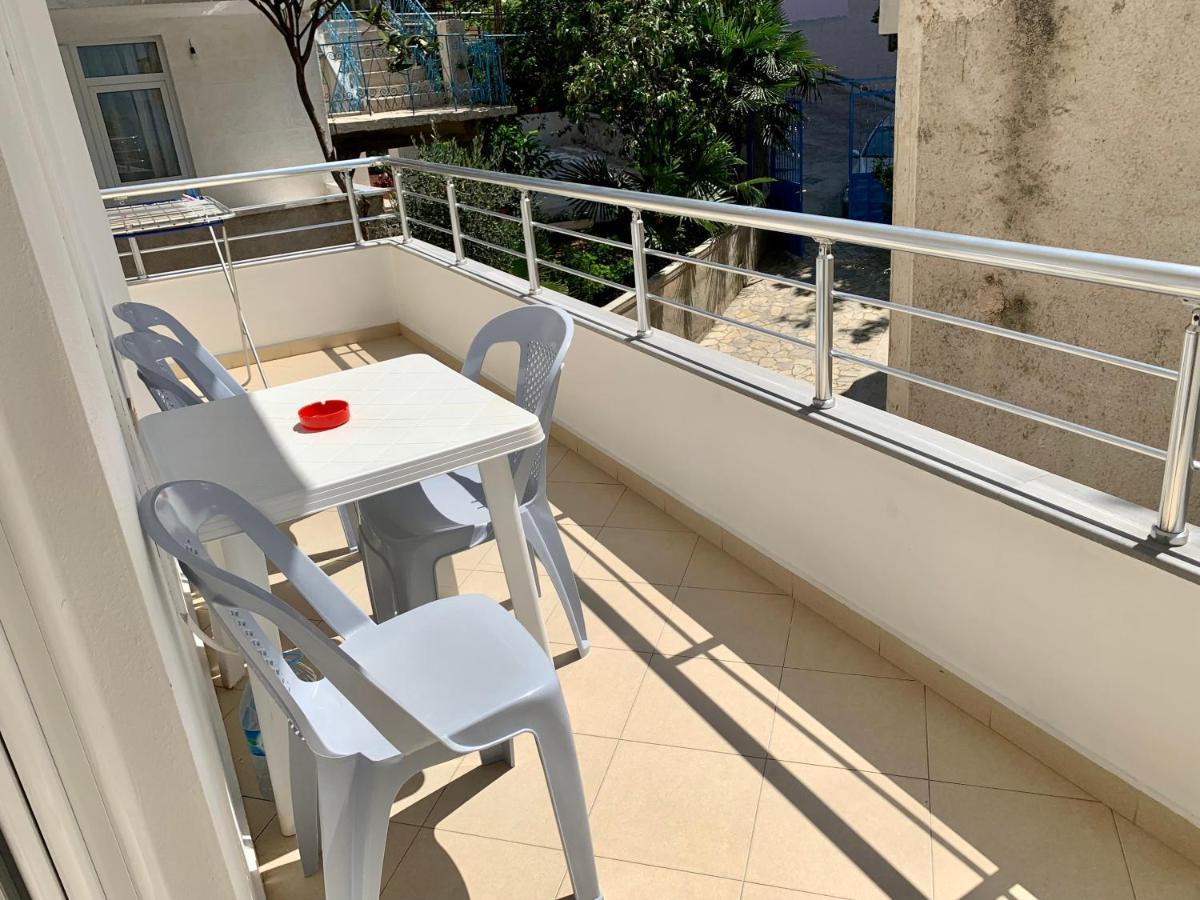 Duka Apts Sarande Luaran gambar