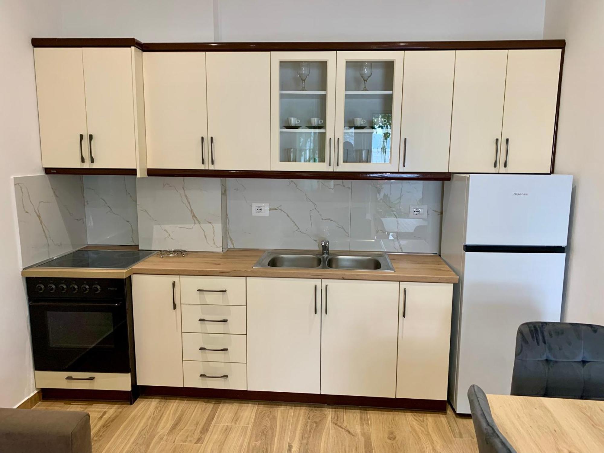 Duka Apts Sarande Luaran gambar