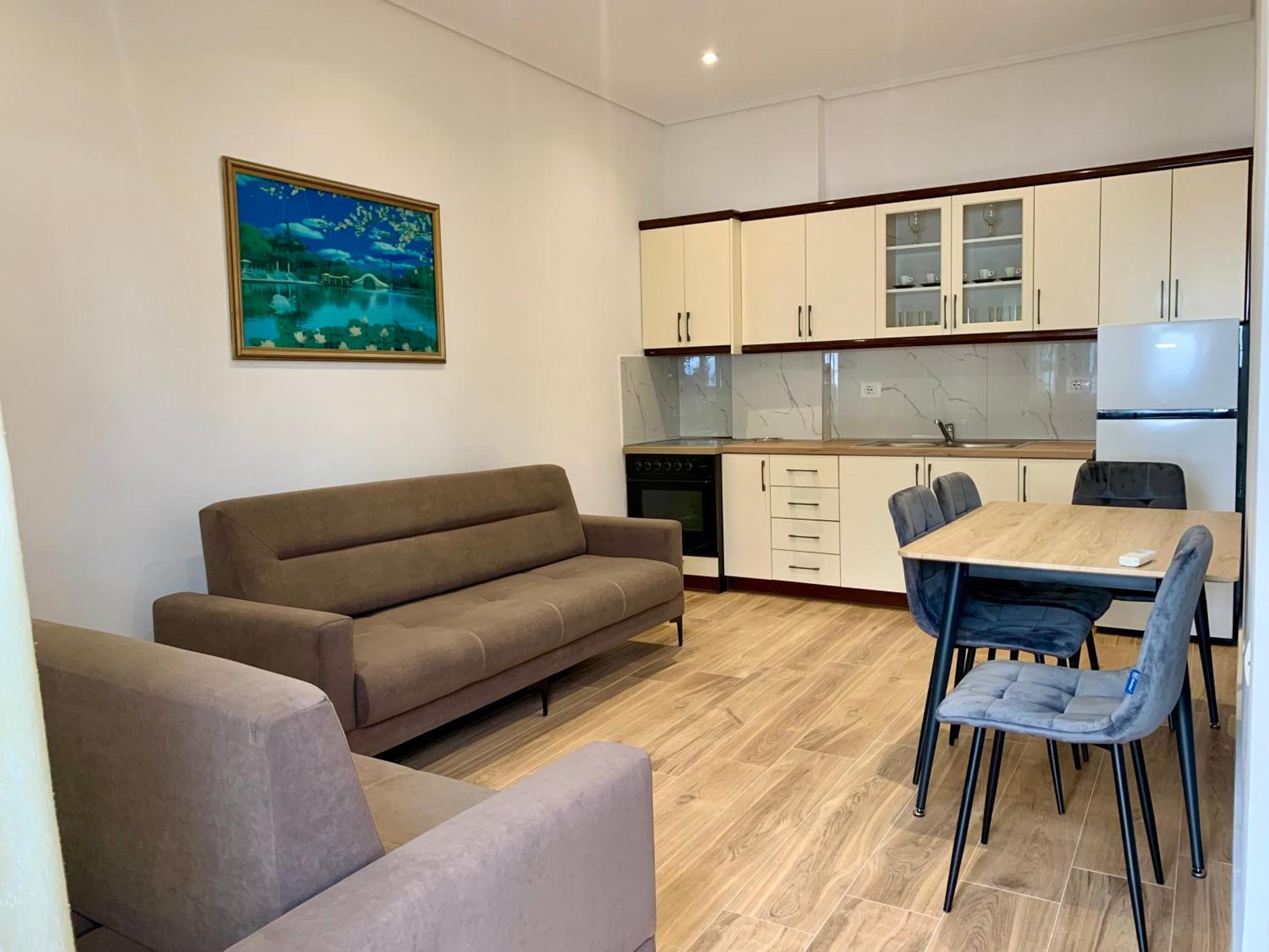 Duka Apts Sarande Luaran gambar