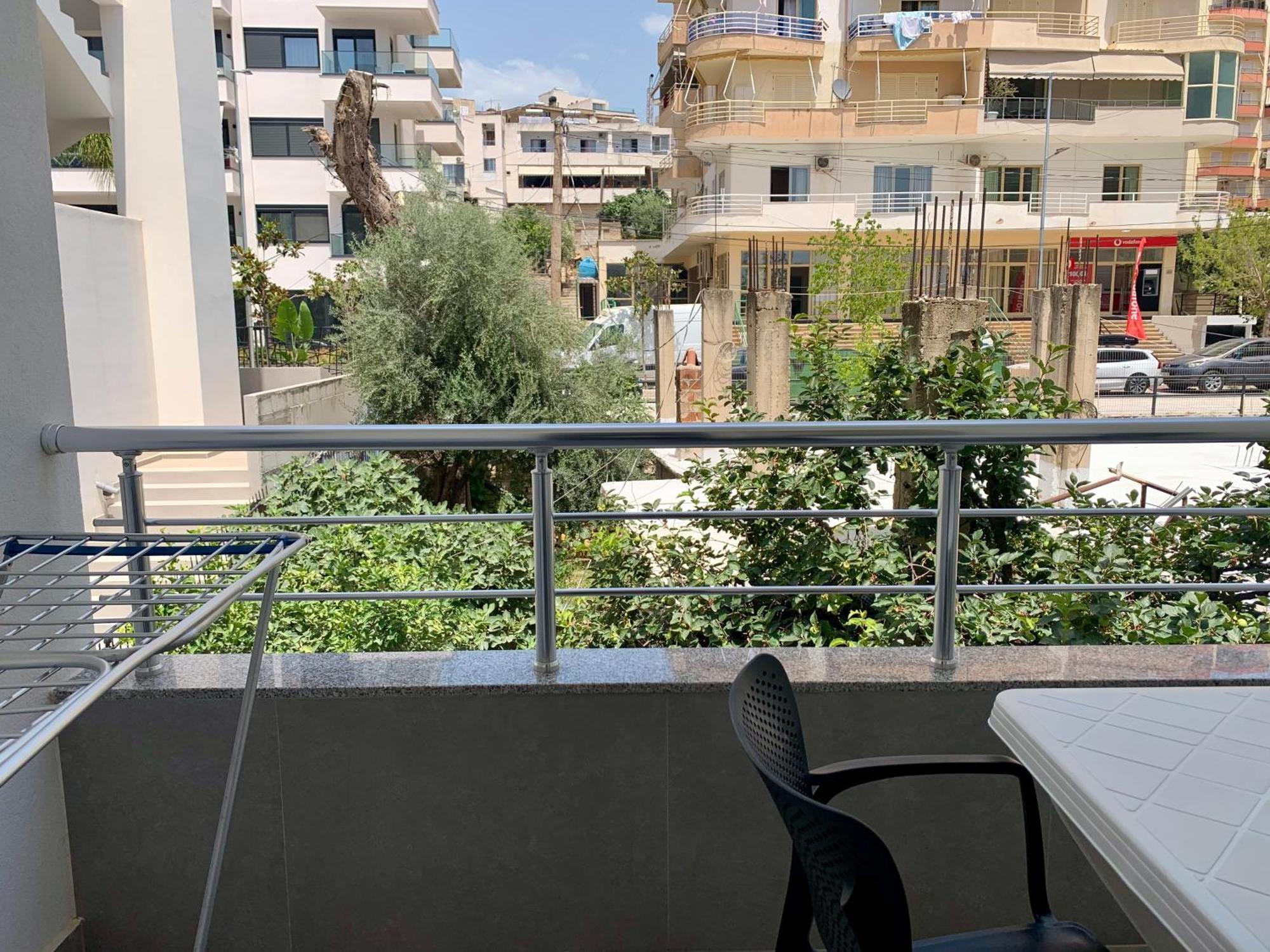 Duka Apts Sarande Luaran gambar